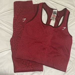 Gymshark Burgundy Patterned Leggings and Top Set